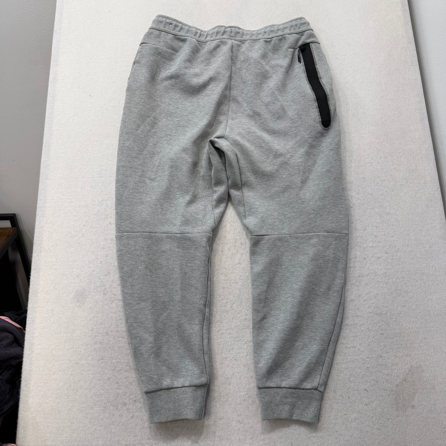 Nike Sportswear Men's Heather Gray Tech Fleece Joggers Pants Drawstring Size L