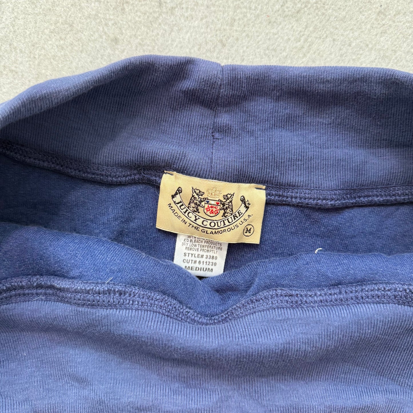 2003 Juicy Couture Women's Navy Velour Tracksuit Set Hoodie & Mini Skirt Size M