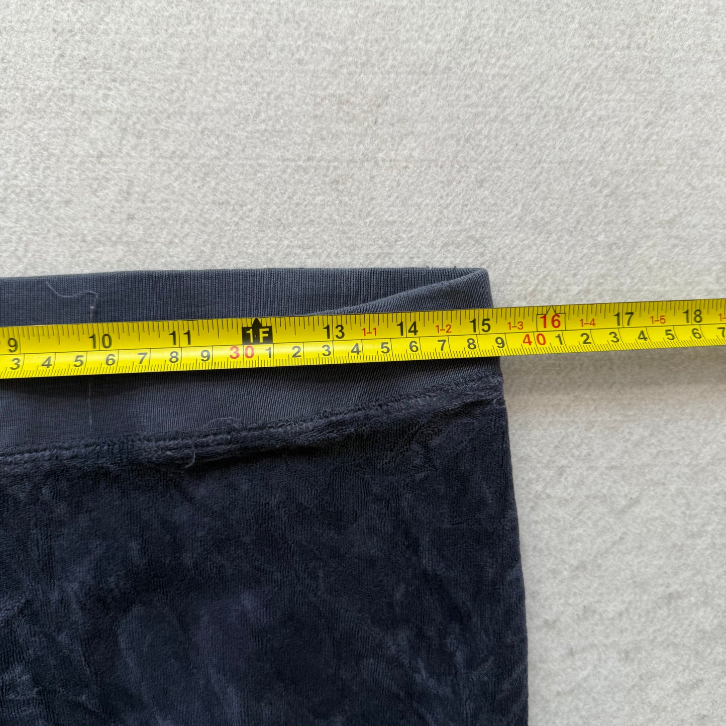 2003 Vintage Juicy Couture Women's Navy Blue Velour Flared Track Pant Y2K Size S