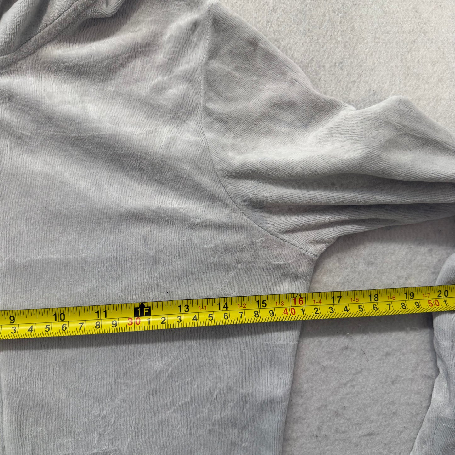 2003 Vintage Juicy Couture Sweet Coutute O’mine Womens Gray Velour Hoodie Size S