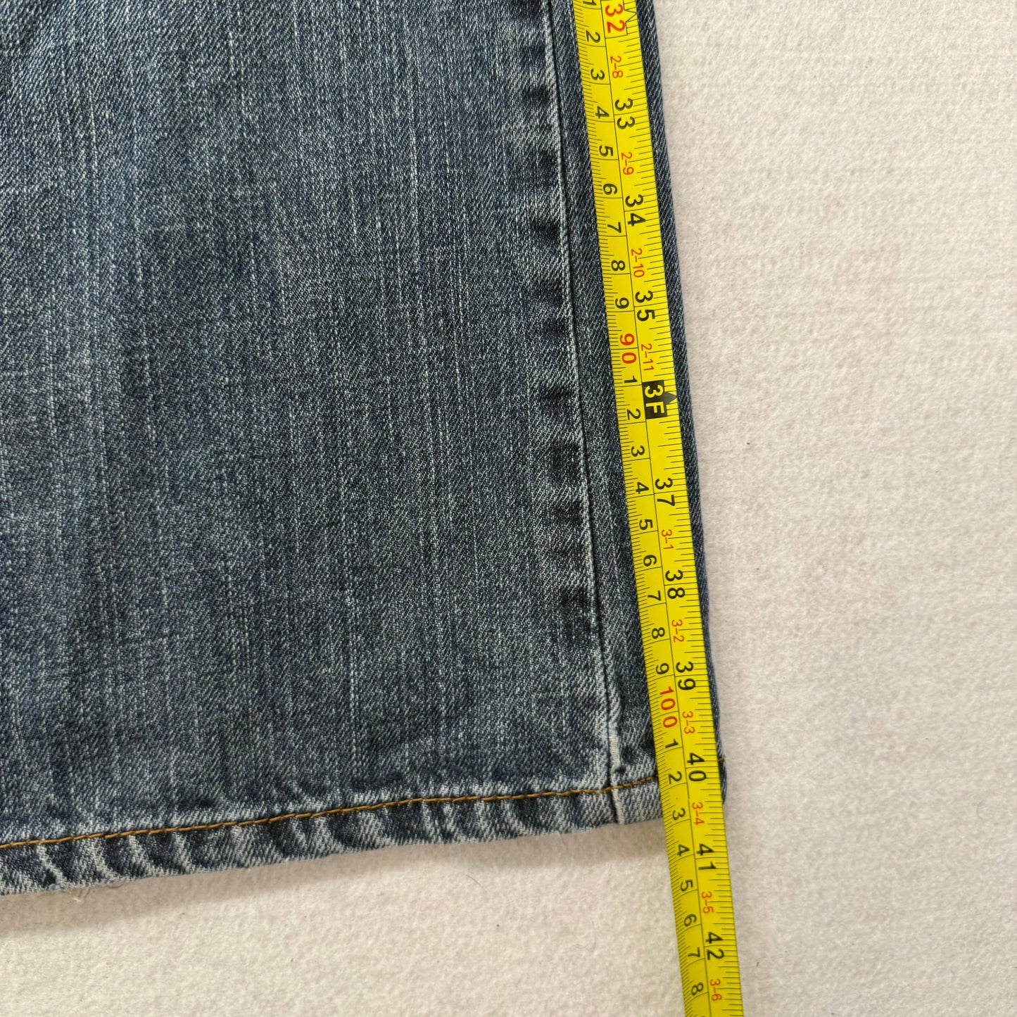 Levi's Strauss & Co. 527 Women's Blue Denim Low Bootcut Jeans Raw Hem Size 34