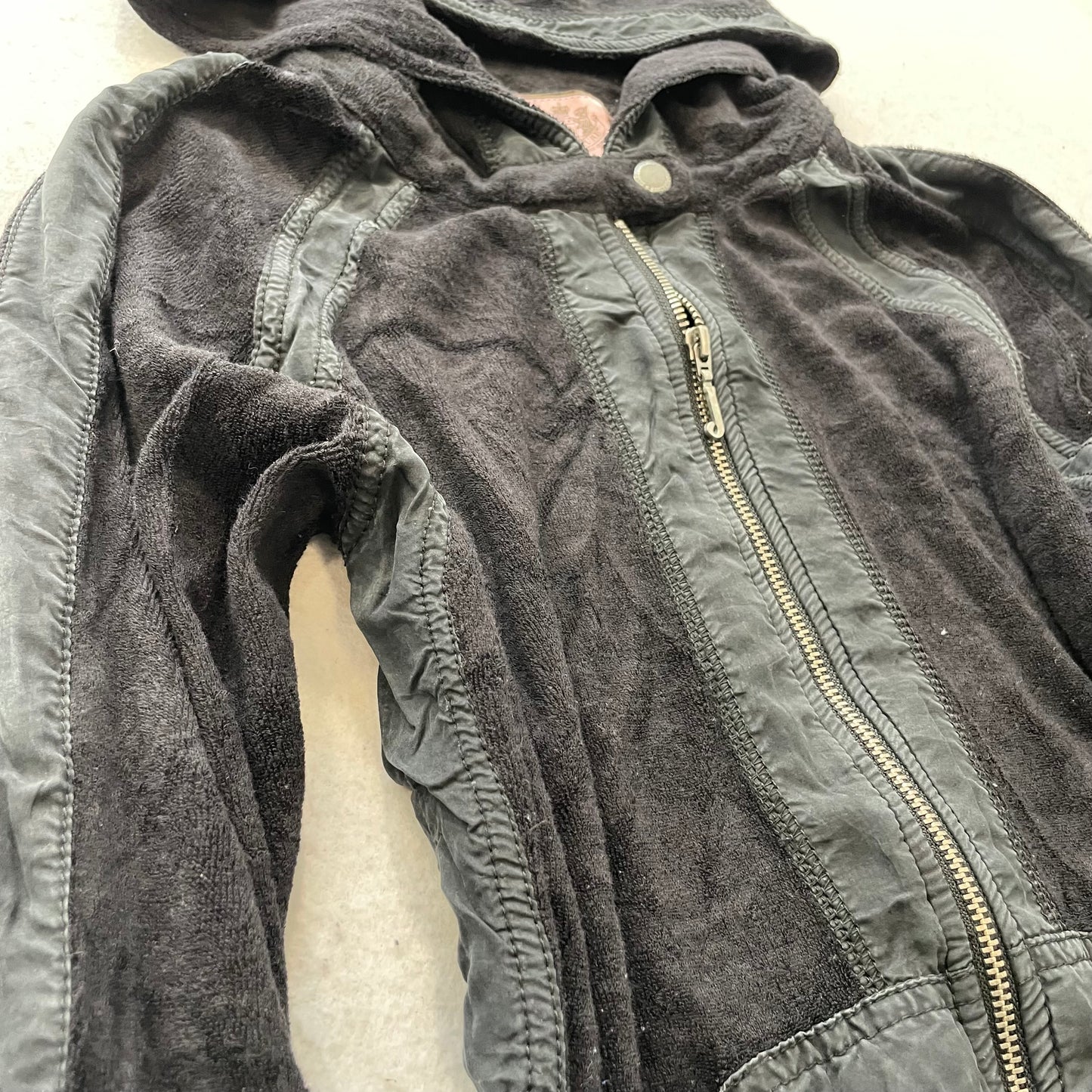 Juicy Couture Women's Black Terry Cloth Zip-Up Windbreaker Style Hoodie Size XL