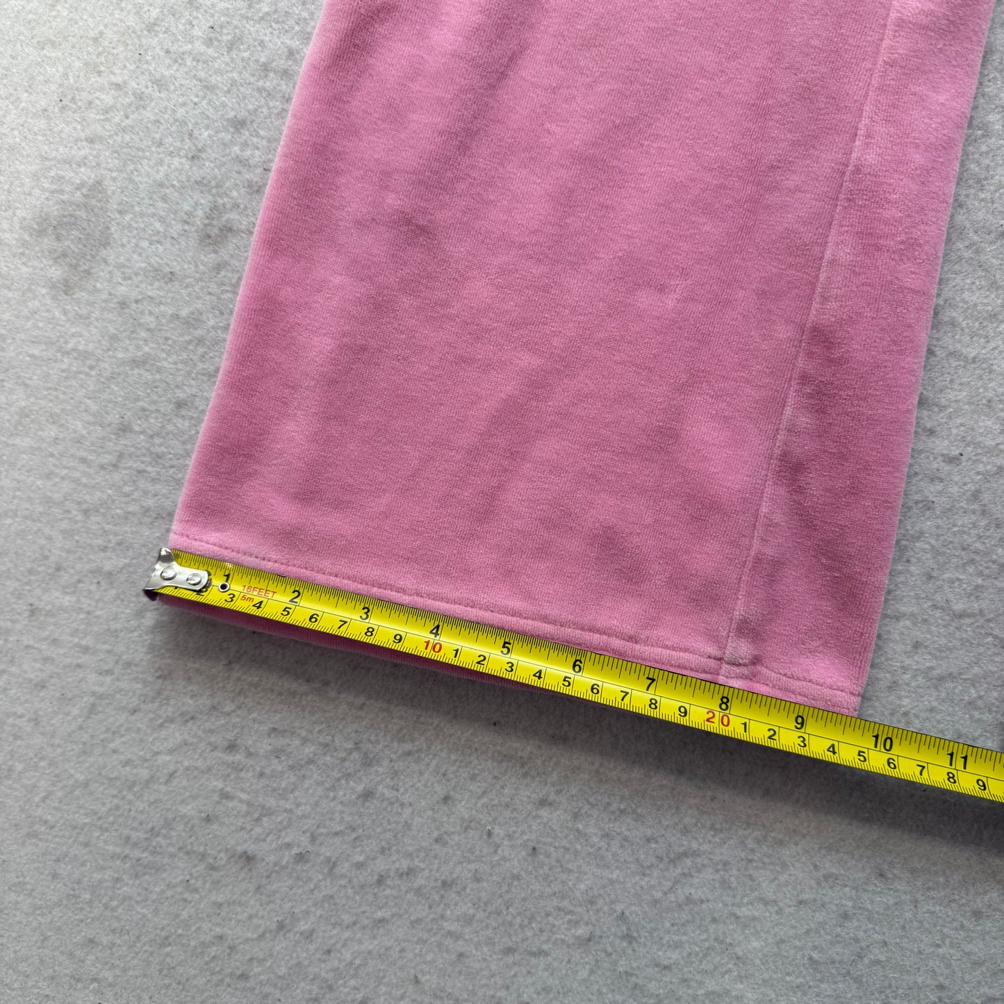 Juicy Couture Women's Pink Velour Flared Leg Track Pants Pockets Dog Logo Size M