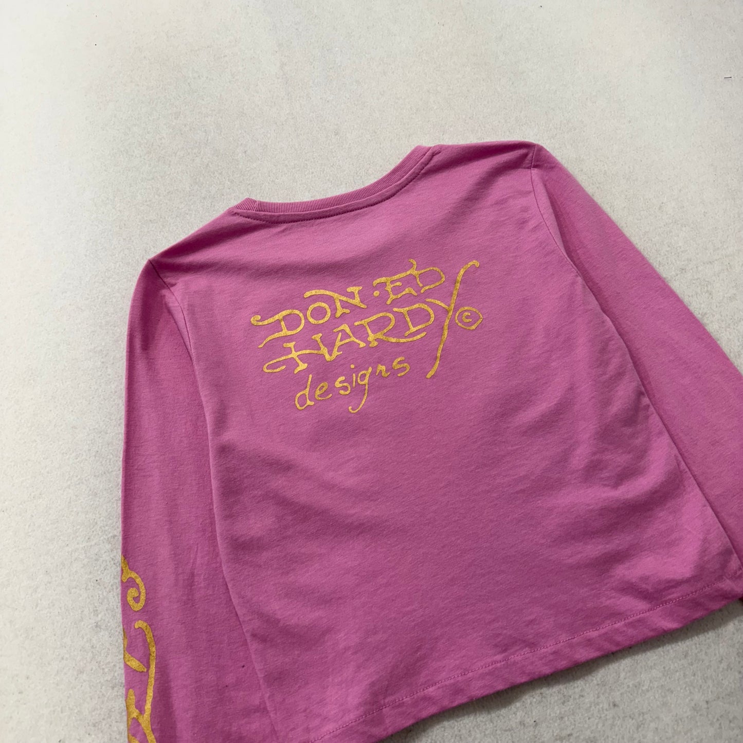ED HARDY “Panther Rose” PINK LONG SLEEVE CROPPED BABY TEE