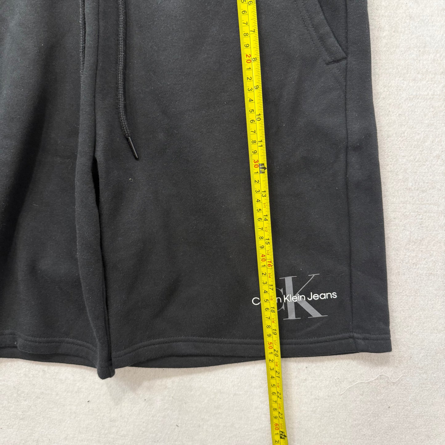 Calvin Klein Jeans Black Fleece Shorts Drawstring Monogram Logo Regular Size M