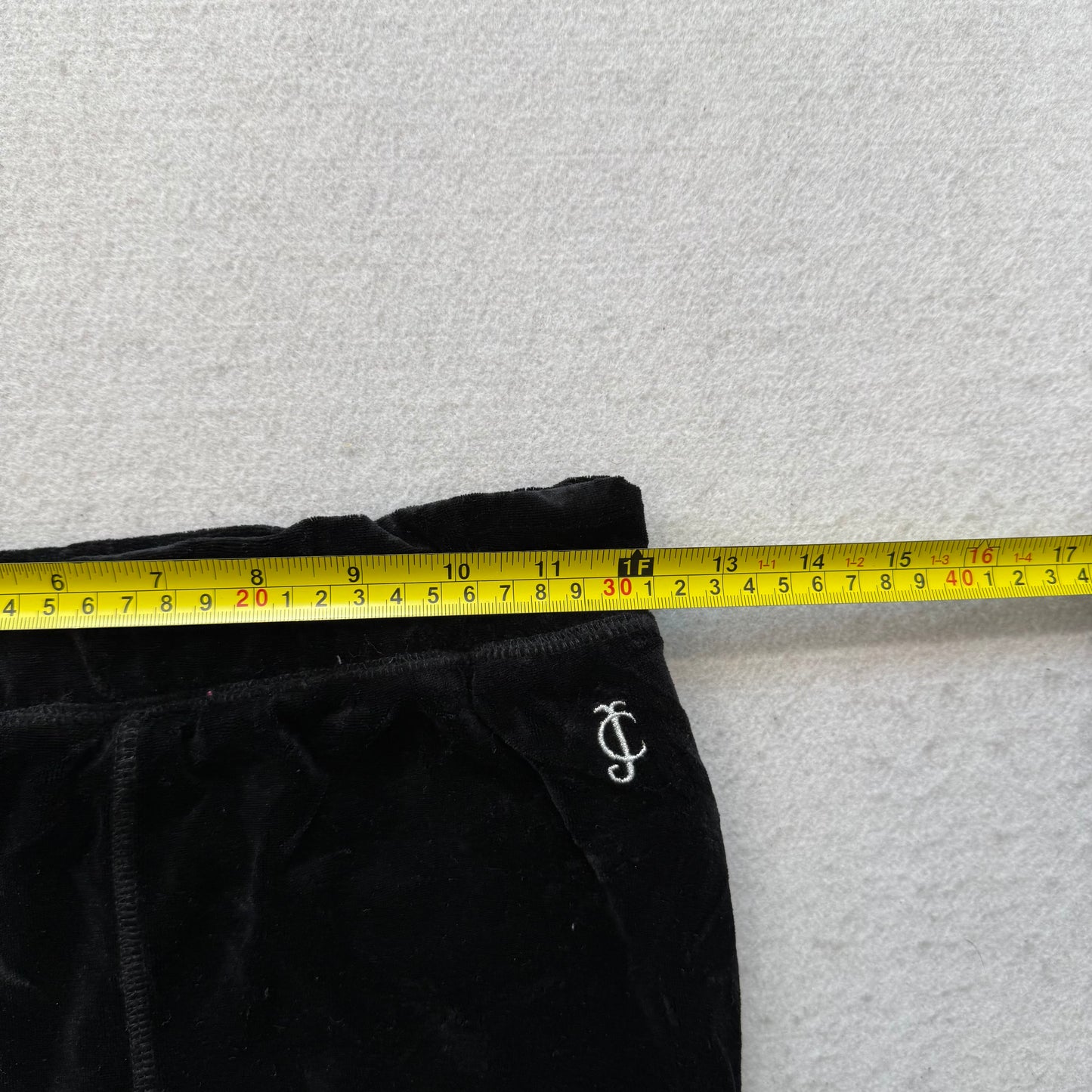 Juicy Couture Women's Black Velour Flared Track Pant Back Snap Pockets Size M