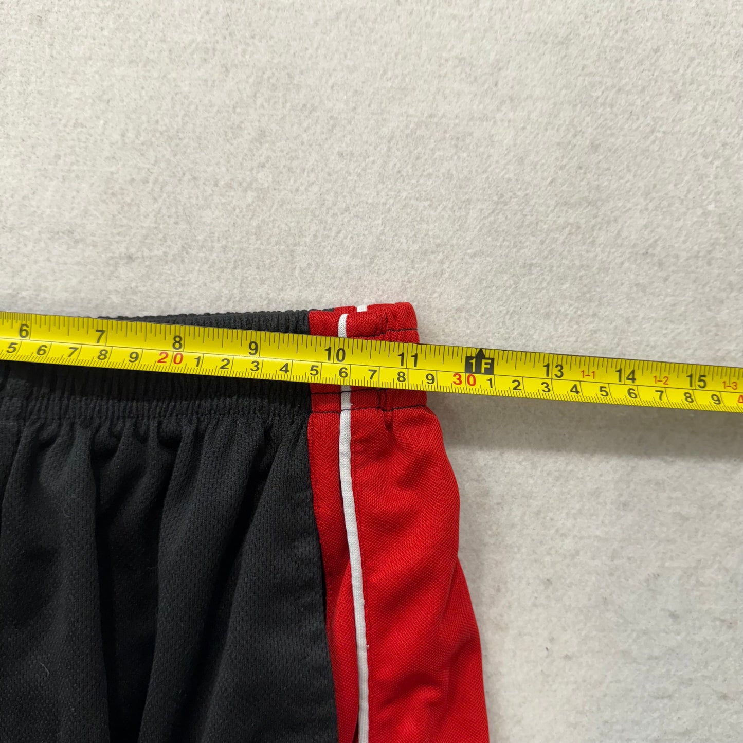 NBA Portland Trail Mens Black Red Polyester Blazers Basketball Shorts Y2K Size L