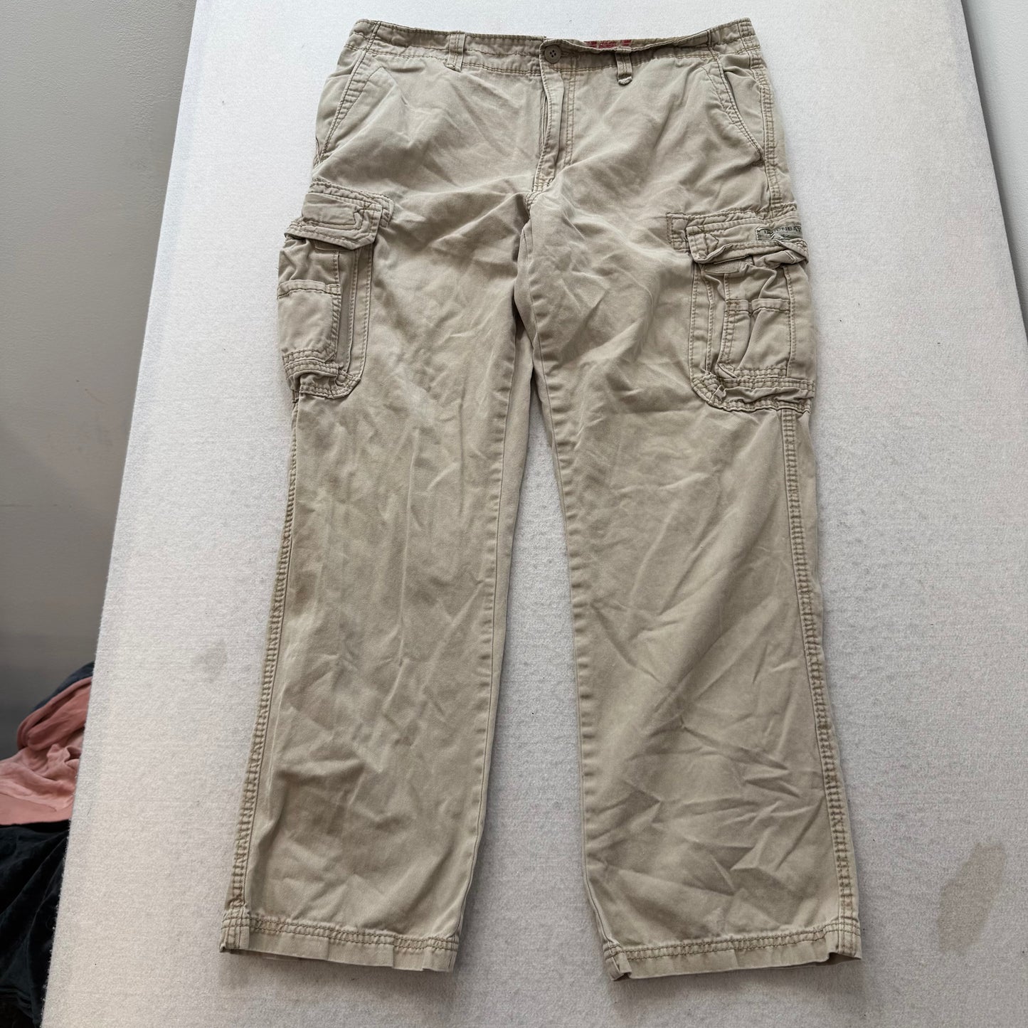 Unionbay Men's Khaki Cotton Straight Leg Cargo Pants Pockets Outdoor Size 38