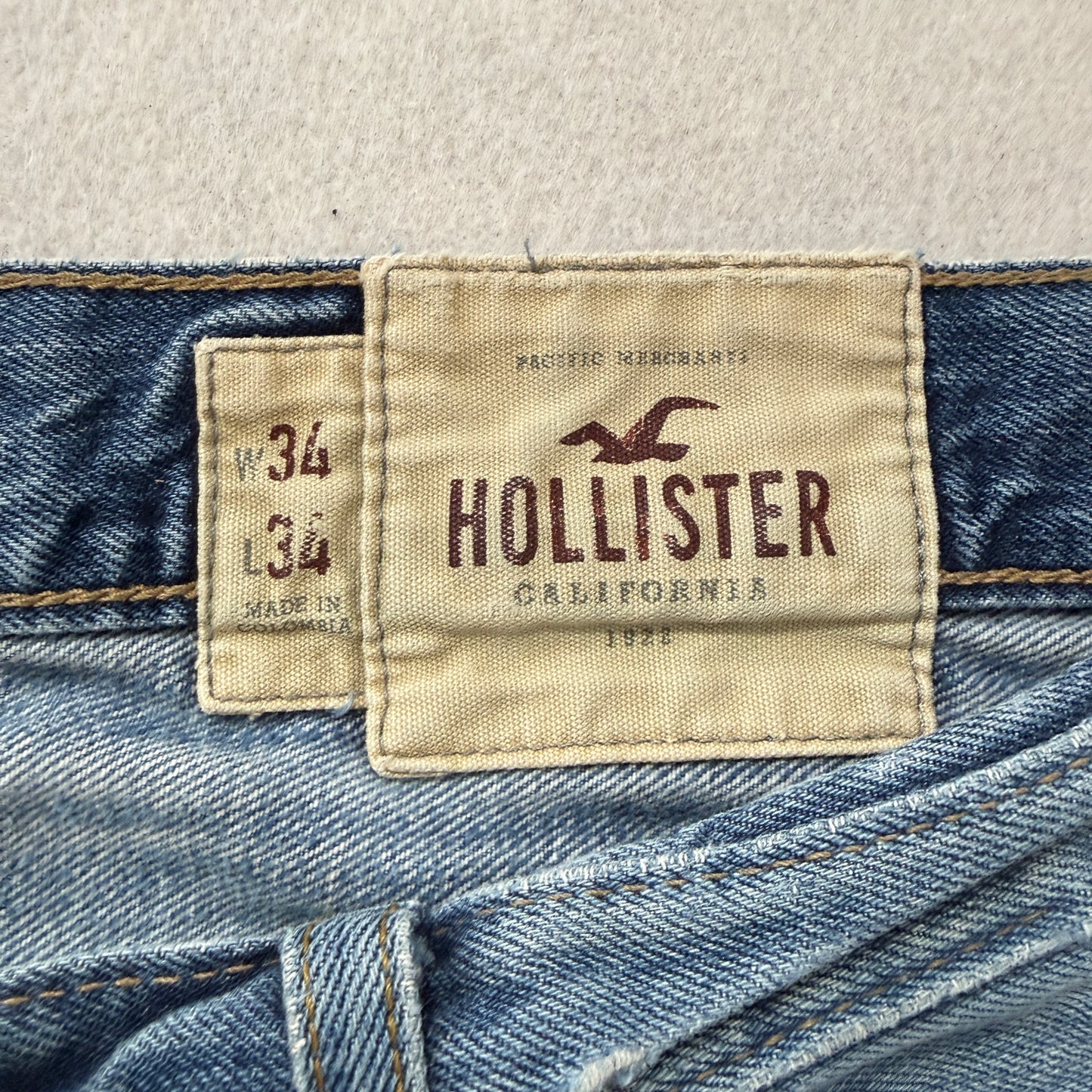 Hollister California Men's Blue Denim Bootcut Jeans Pockets Classic Size 34x34