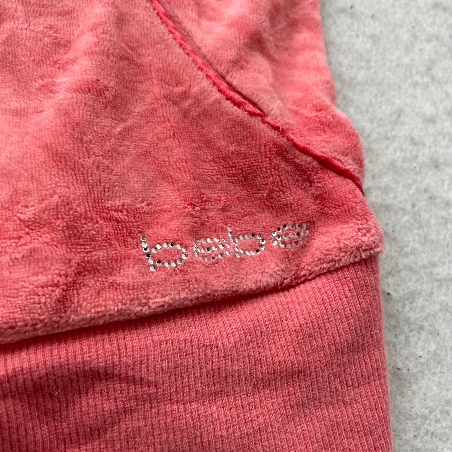 Bebe Women's Coral Pink Velour Zip-Up Hoodie Loungewear Rhinestone Logo Size XS