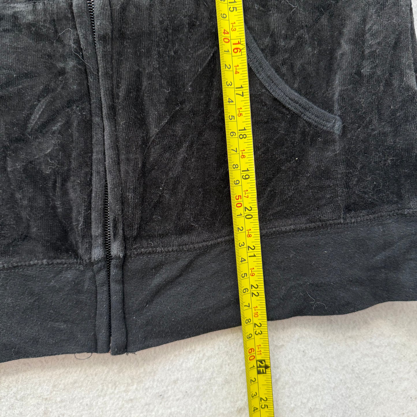 Vintage Juicy Couture Women's Jet Black Velour Zip-Up Hoodie Pockets Y2K Size L
