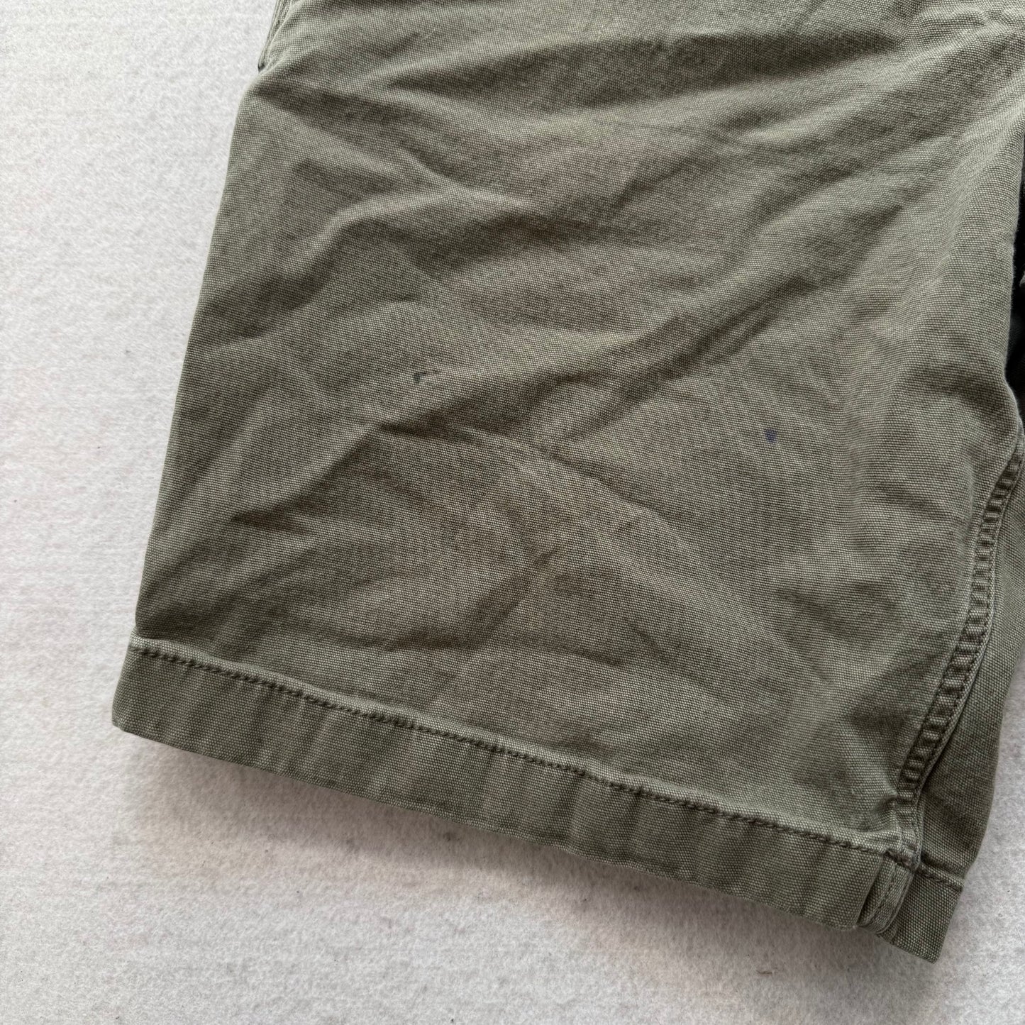 Carhartt Men Olive Green Canvas Relaxed Fit Carpenter Shorts Workwear Size 38x11