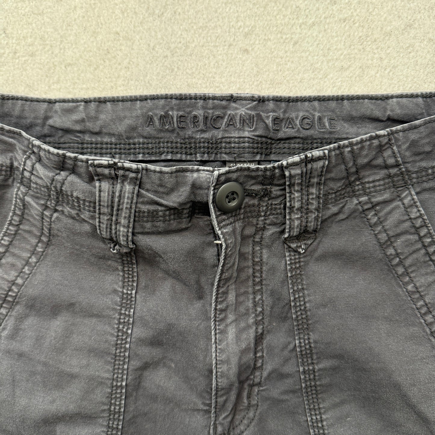 American Eagle Outfitters Women's Charcoal Gray Cargo Pant Utility Pocket Size 2