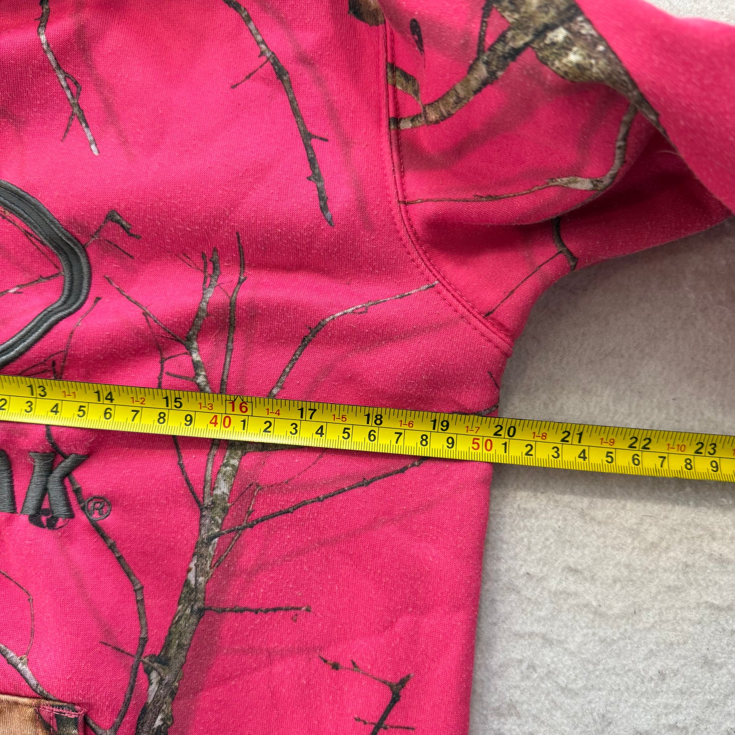 Mossy Oak Women's Pink Camo Pullover Hoodie Drawstring Logo Graphic Y2k Size M