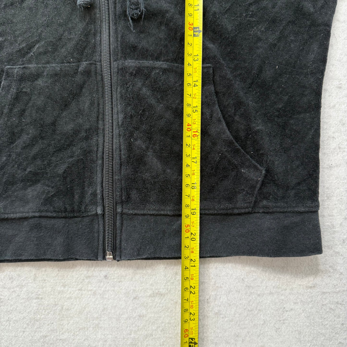 Vintage Juicy Couture Women's Black Velour Zip-Up Hoodie Slash Pockets Size S