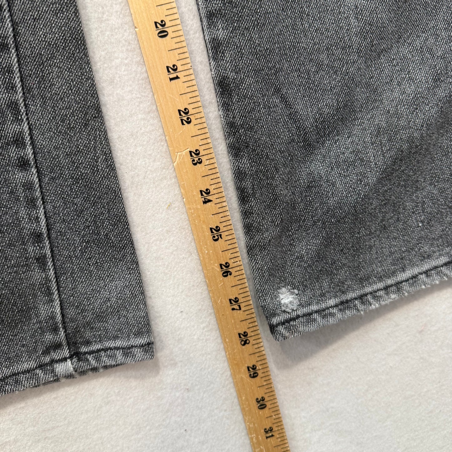 Wrangler washed black denim jeans with front slant pockets size 32