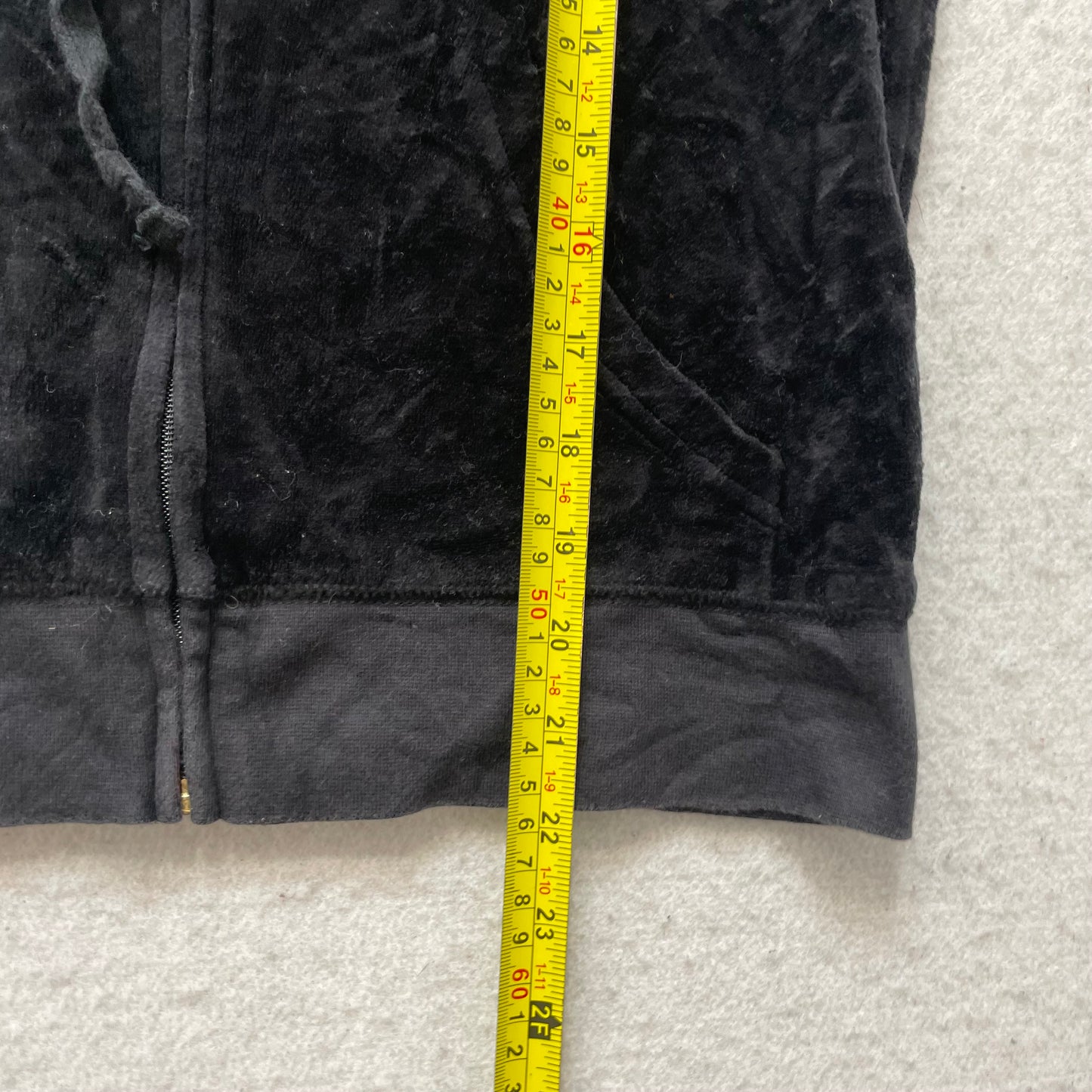 Juicy Couture Women's Black Velour Full Zip Hoodie Loungewear Pockets Y2K Size M