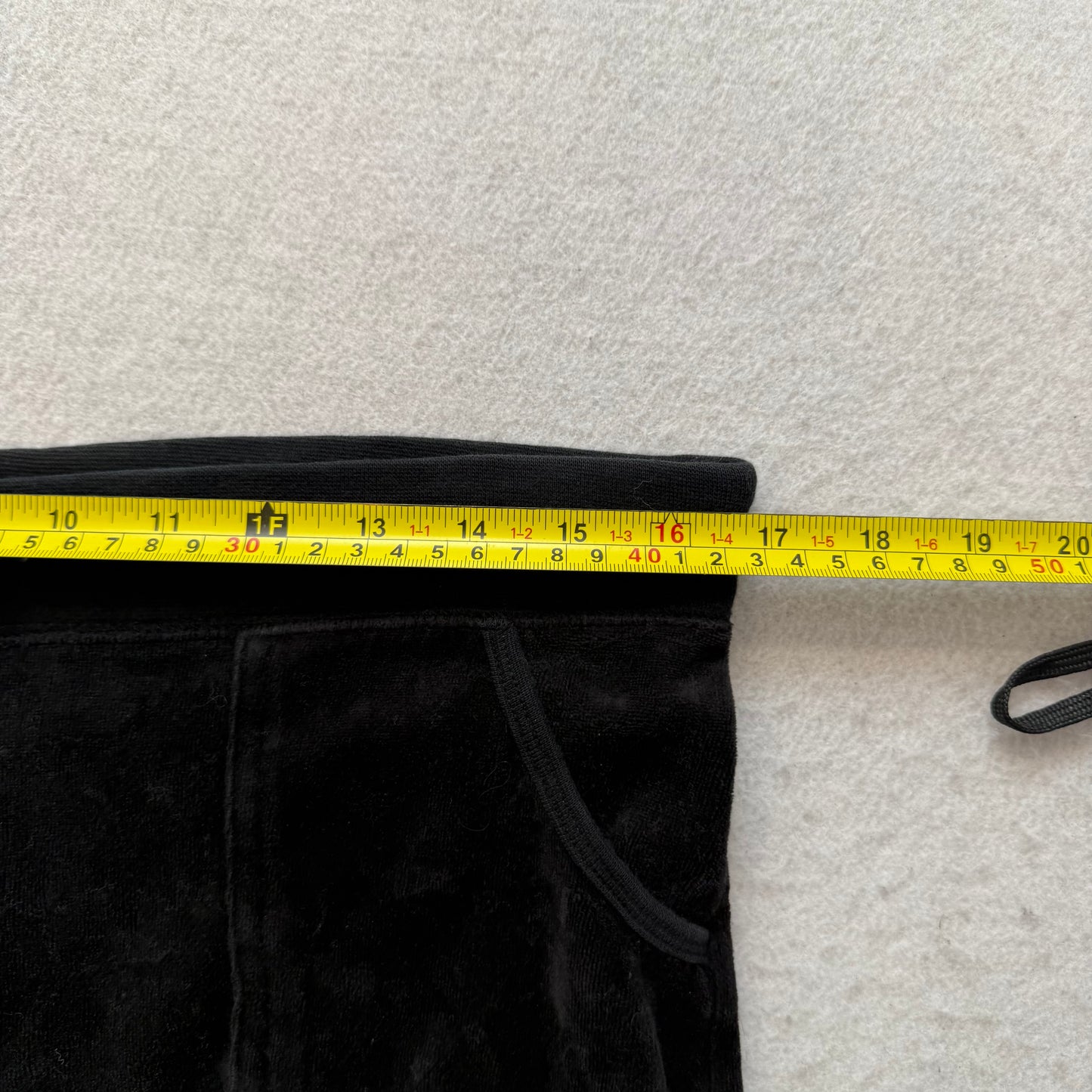 Juicy Couture Women's Black Velour Flared Track Pant Loungewear Pockets Size M