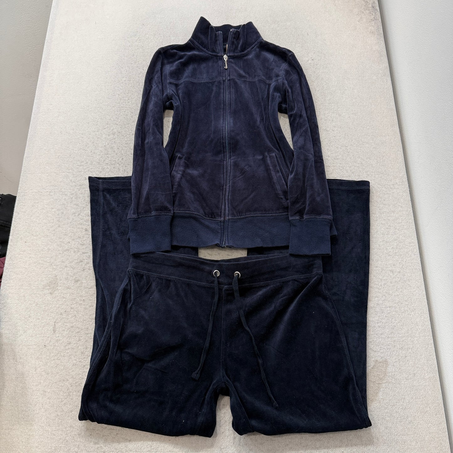 Juicy Couture Women's Navy Blue Velour Tracksuit Set Track Jacket & Pants Size M