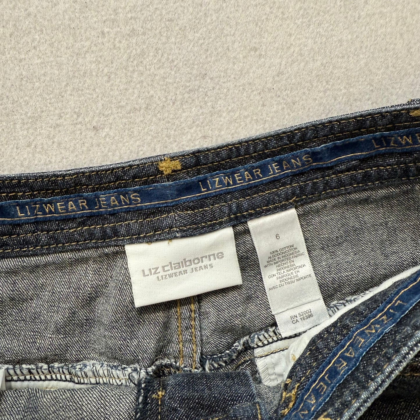 Liz Claiborne Women's Charcoal Denim A-Line Skirt Knee-Length Snap Pocket Size 6