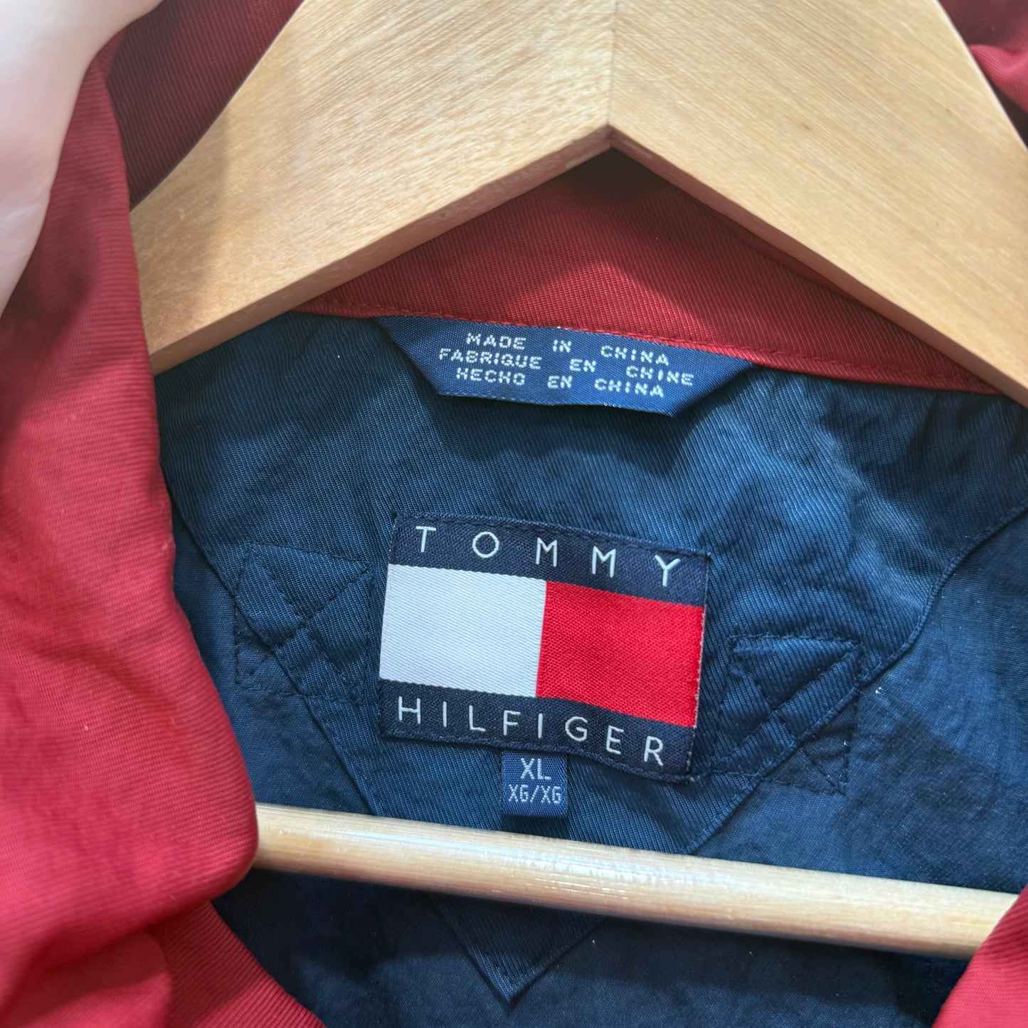 Tommy Hilfiger Men's Navy Blue Full Zip Windbreaker Jacket Zip Pockets Size XL