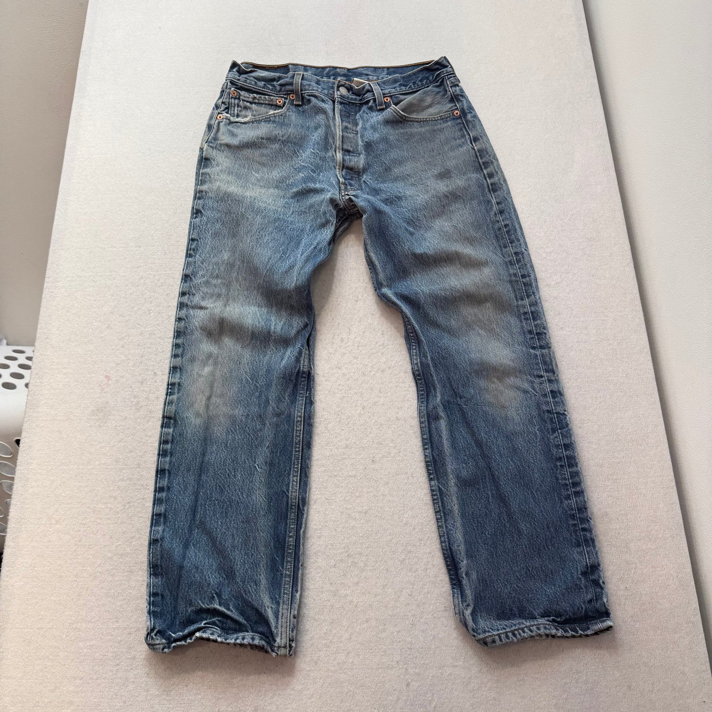 Levi's Strauss & Co. 501xx Men's Medium Blue Denim Straight Leg Jeans Size 35