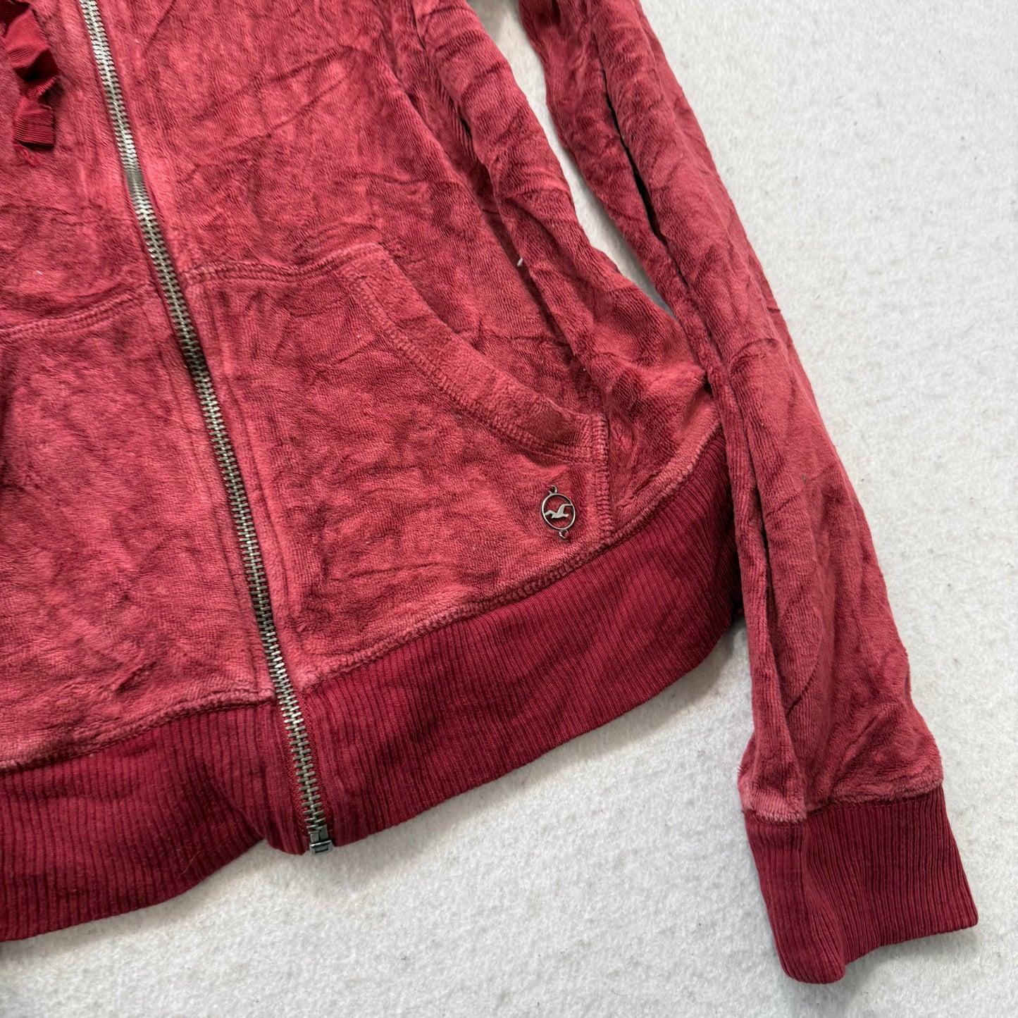 Hollister Women's Burgundy Velour Zip Up Slim Fit Hoodie Loungewear Logo Size M