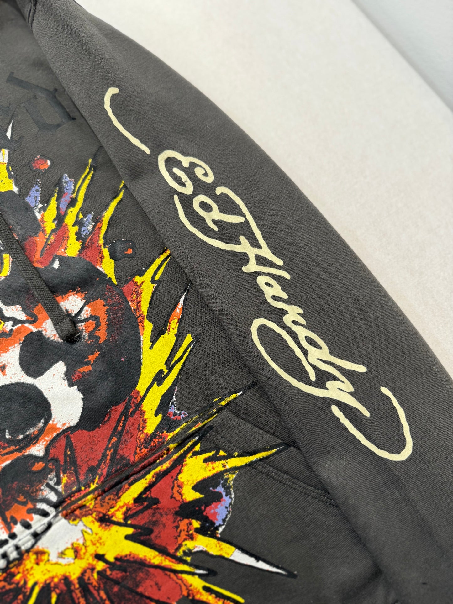 ED HARDY “Exploding Skull” CHARCOAL PULLOVER HOODIE - Clean Curriculums 