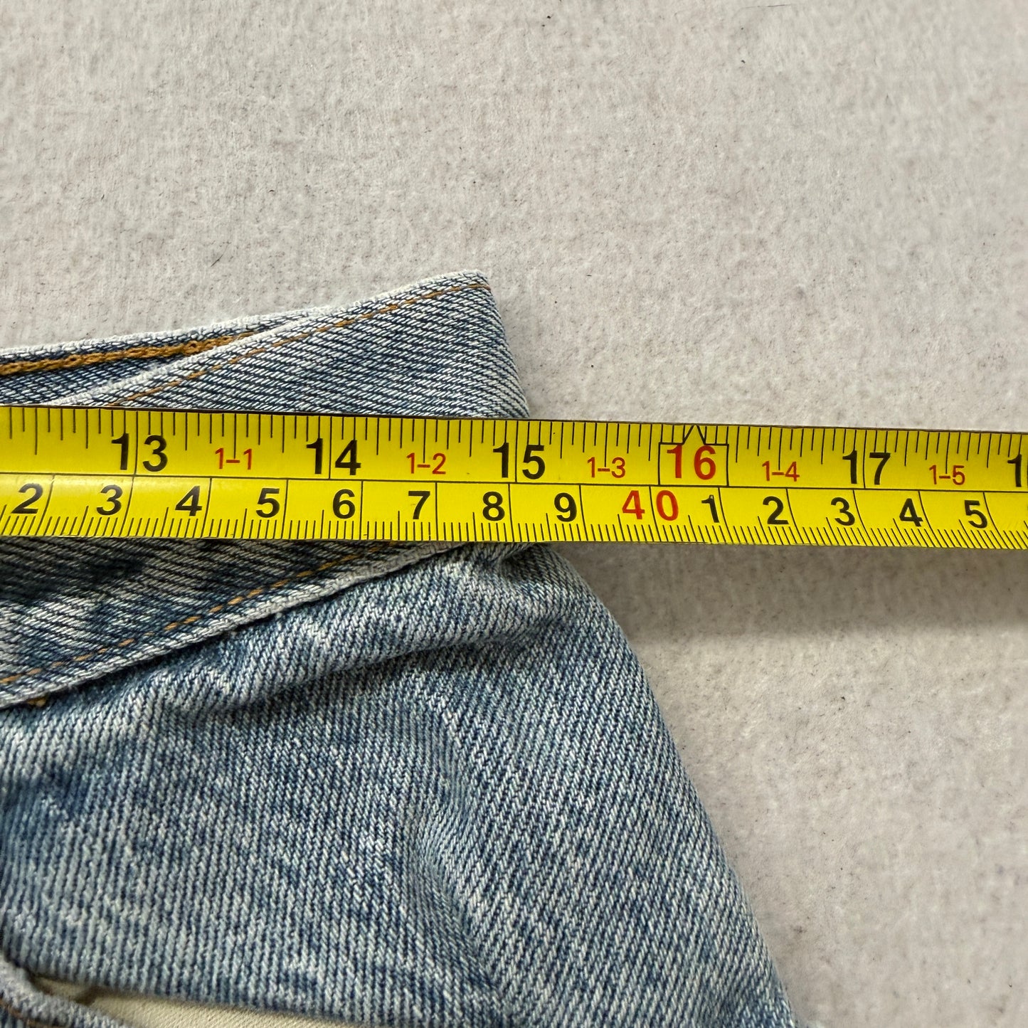 Levi's 550 Women's Blue Tapered Leg Denim Jeans Classic Relaxed Pockets Size 12M