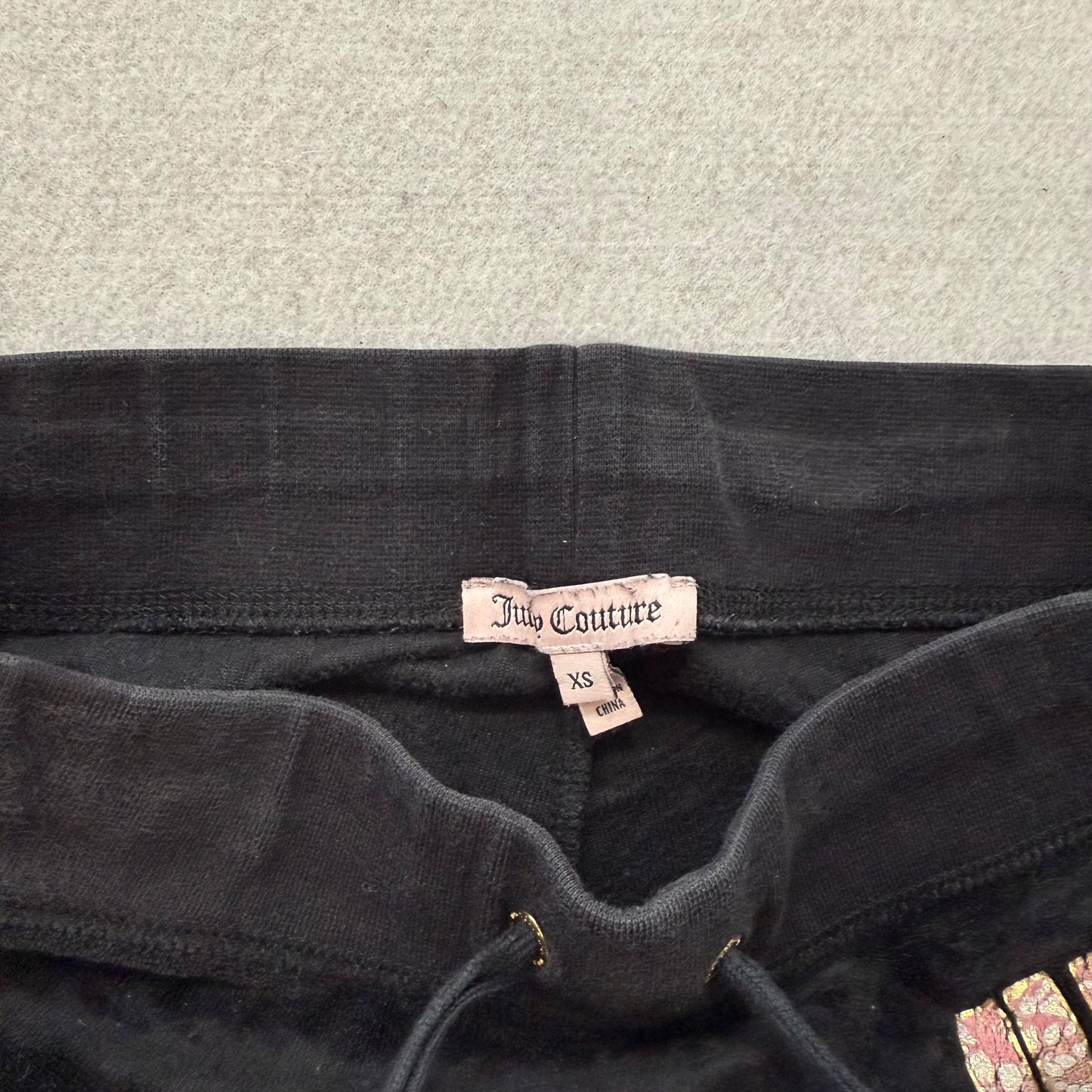 Juicy Couture Women's Black Velour Flared Track Pant Graphic Logo Preppy Size XS