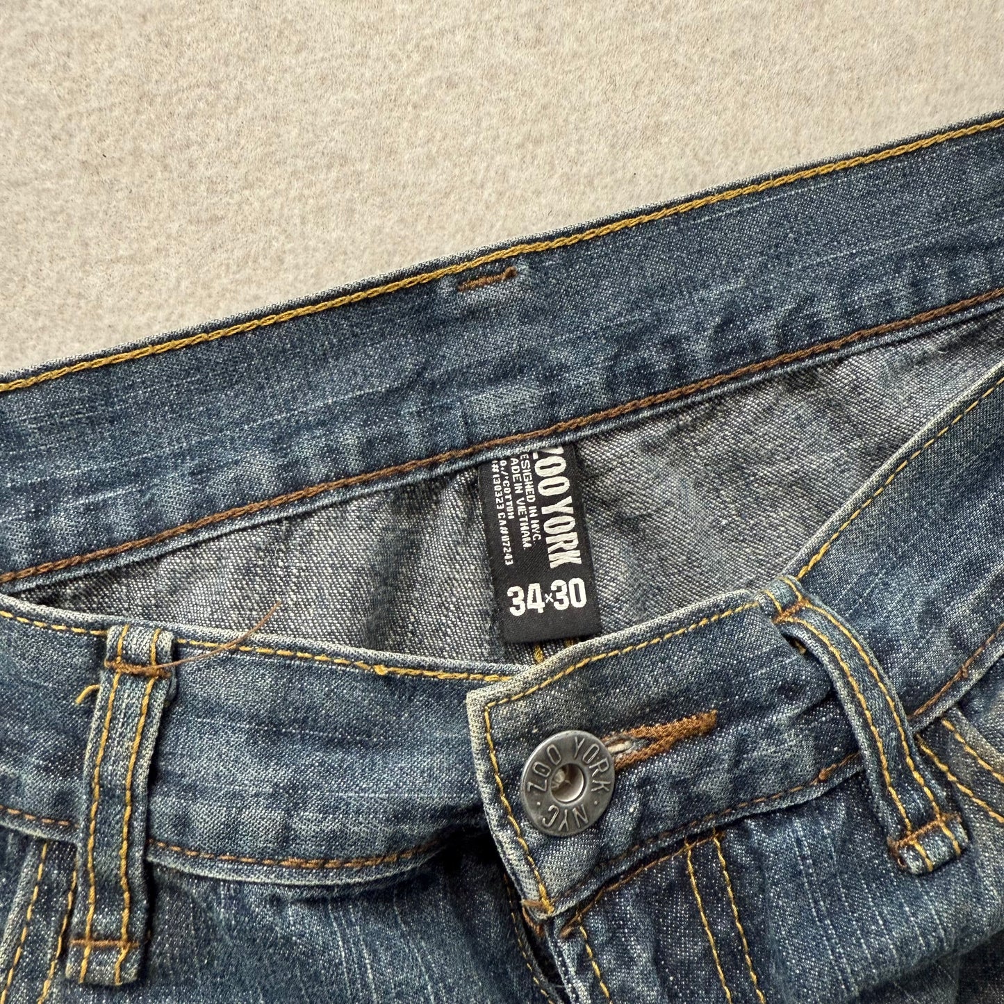 Zoo York dark blue denim jeans size 34