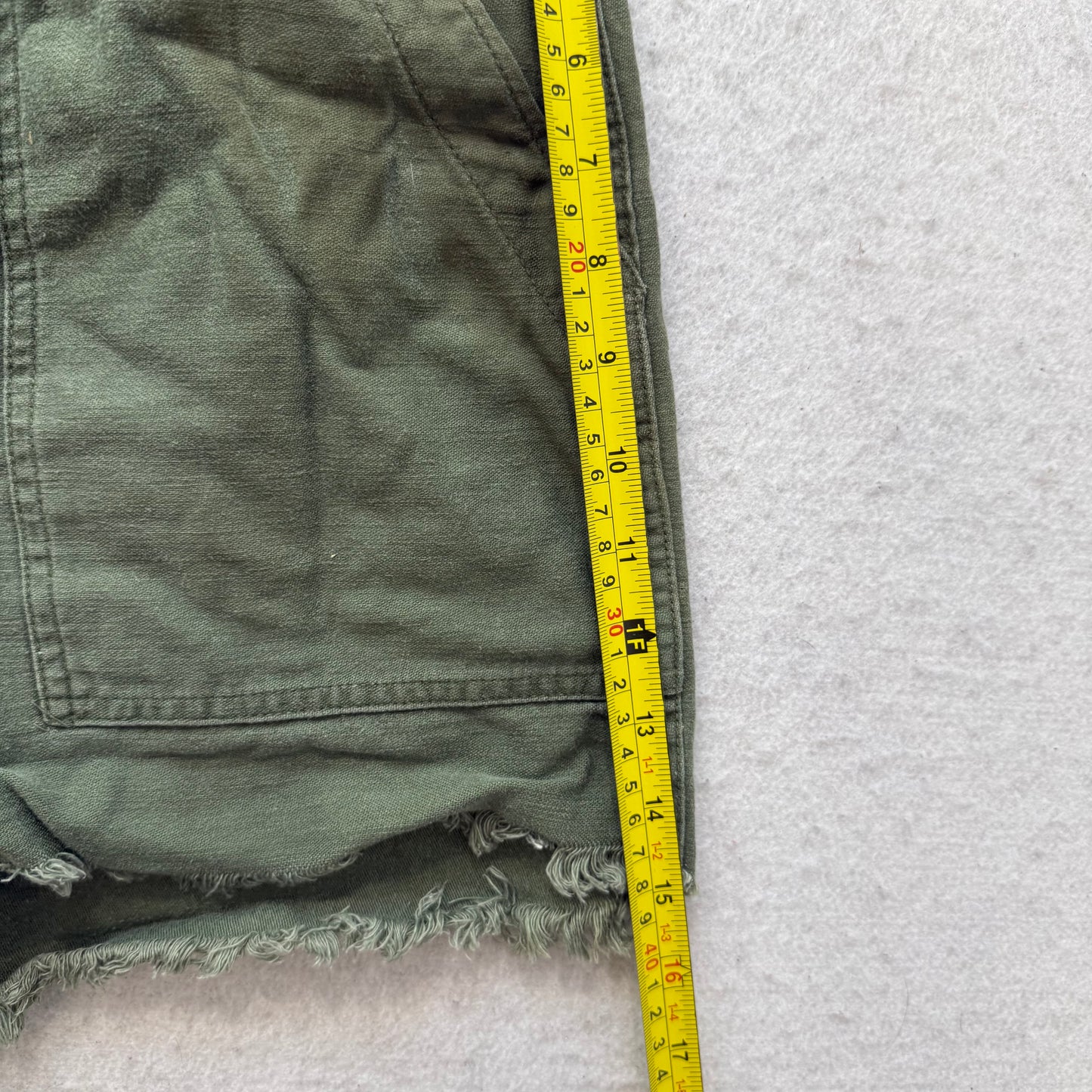 Vintage OG-107 Men Olive Green Type 1 Military Field Cut Off Shorts Army Size 28