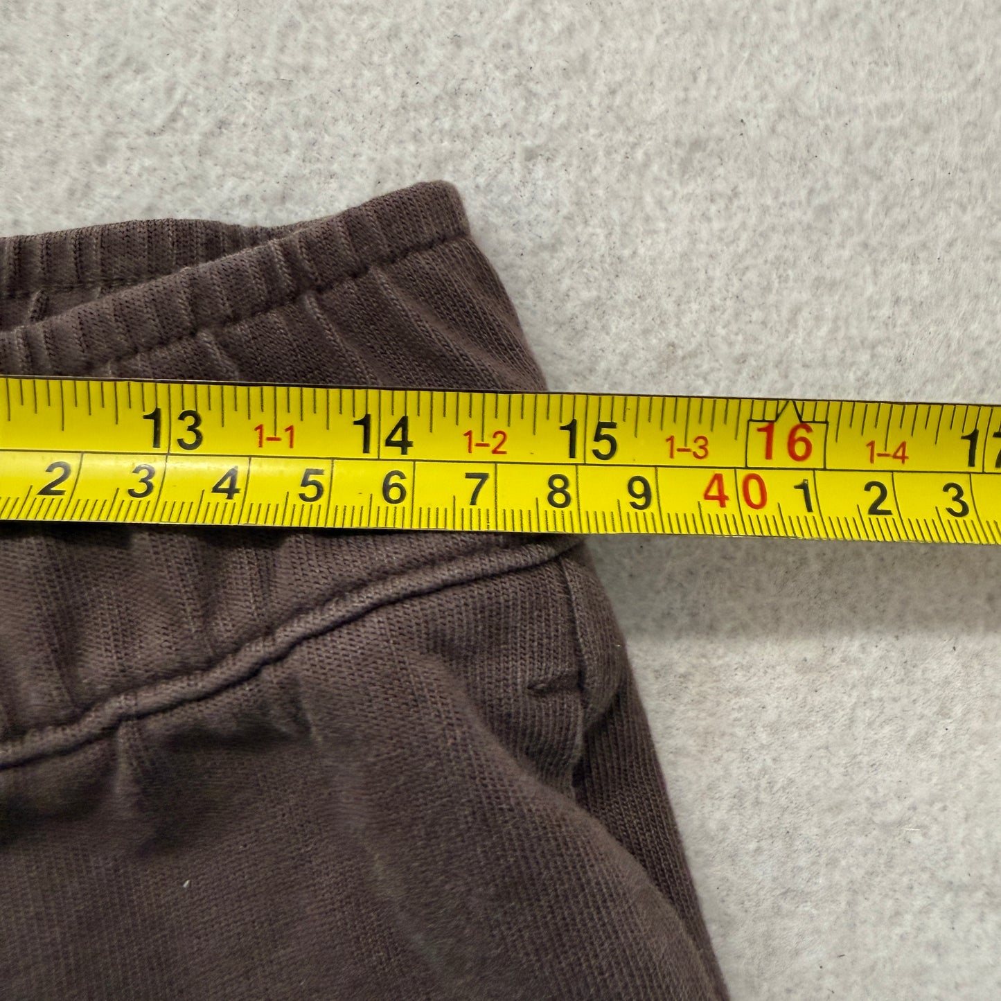 Nike Men's Dark Brown Joggers Cinch Hem Drawstring Swoosh Logo Performance Size M
