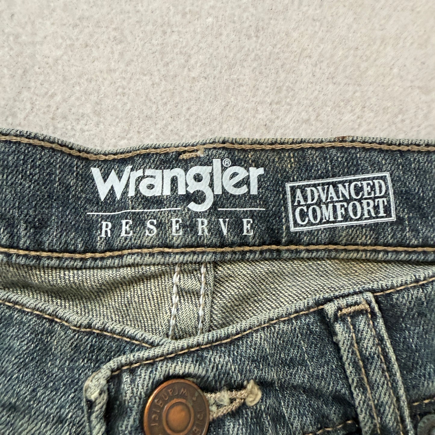 Wrangler Reserve Advanced Comfort Men's Blue Straight Leg Denim Jeans Size W32