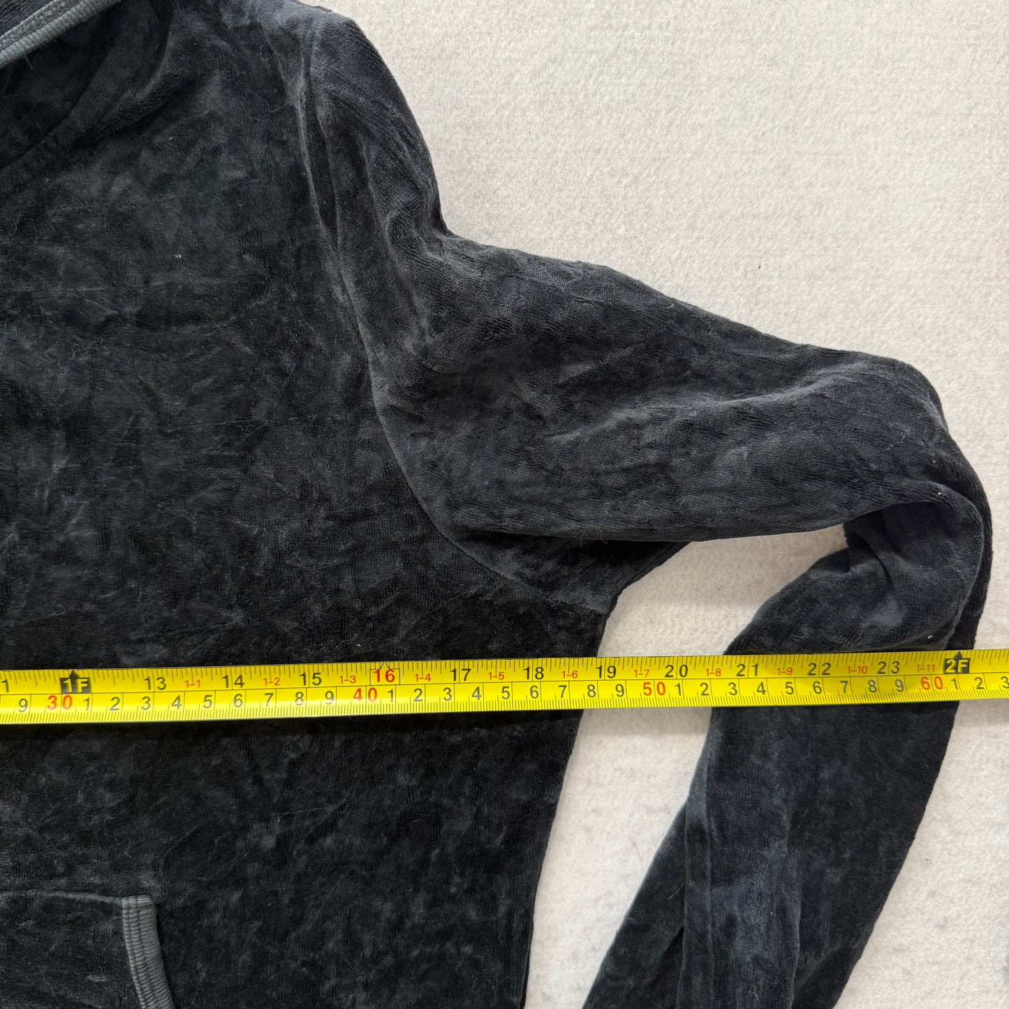 Vintage Juicy Couture “Scottie Dogs” Women's Black Velour Zip Up Hoodie Size L