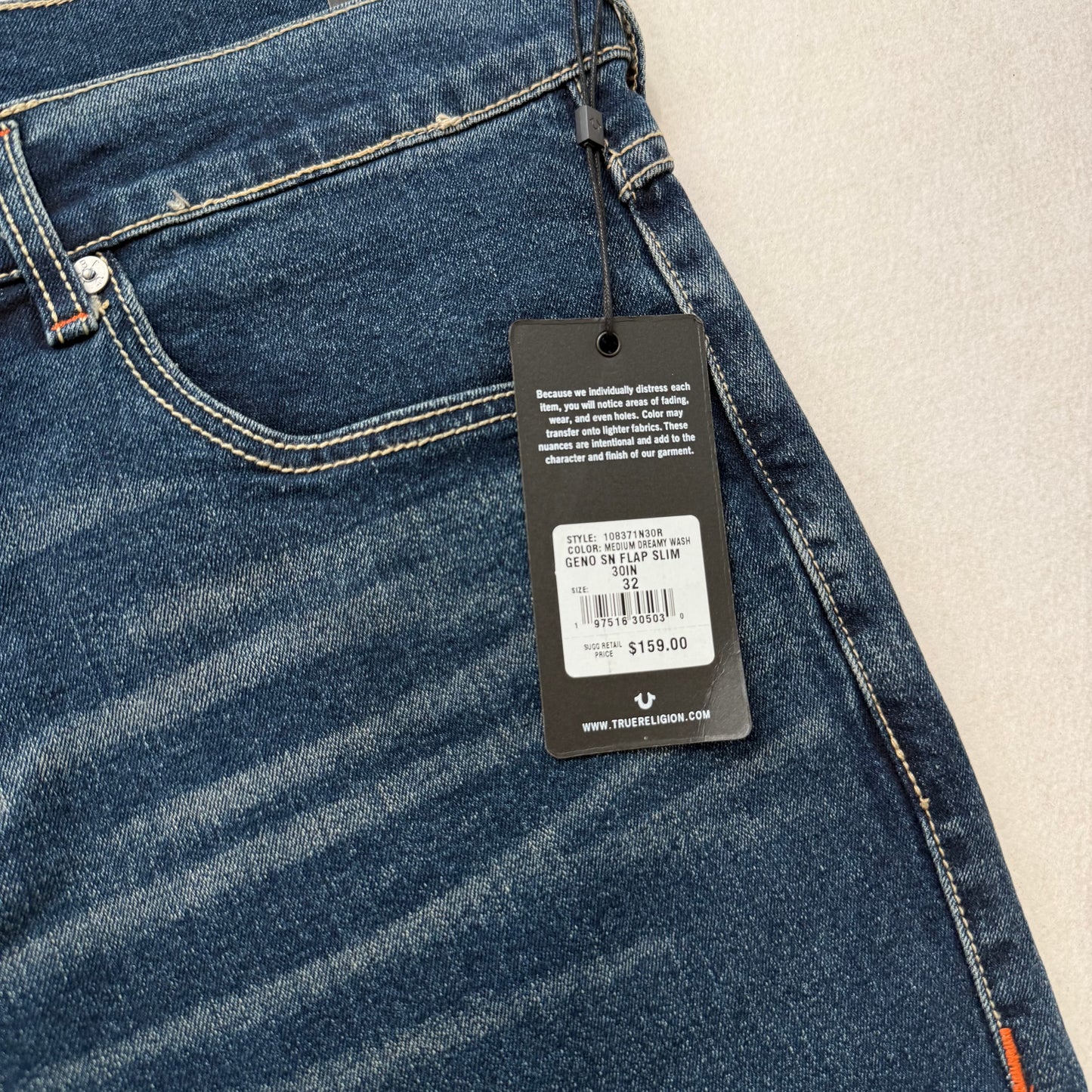 True Religion Geno Relaxed Slim Blue Denim Jeans Straight Leg Contrast Stitching Arcuate Flap Pockets Size W32