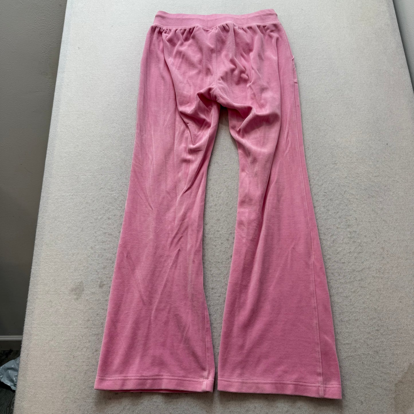 Juicy Couture Women's Pink Velour Flared Leg Track Pants Pockets Dog Logo Size M
