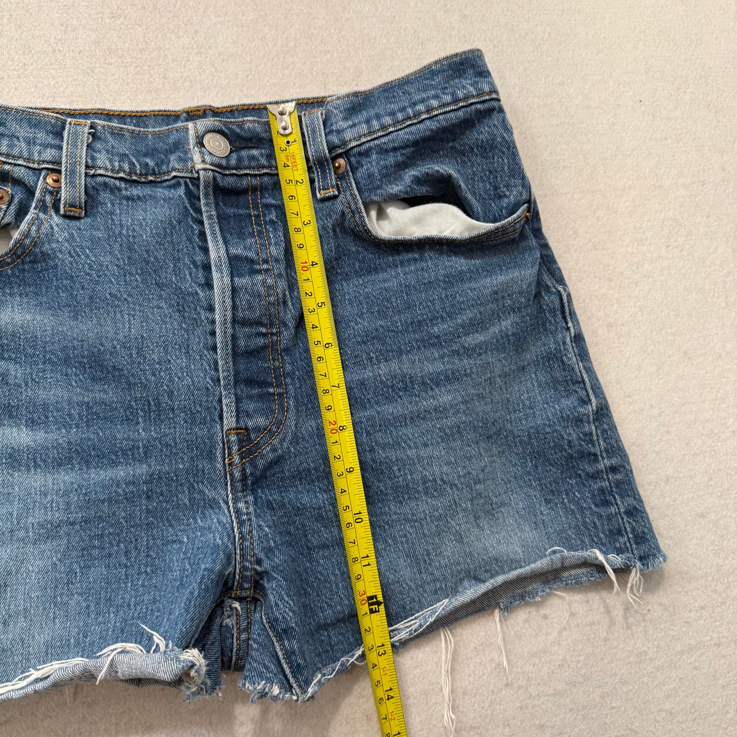 Levi Strauss & Co. 501 Women's Blue Denim Cut-off Shorts Button Fly Waist 30