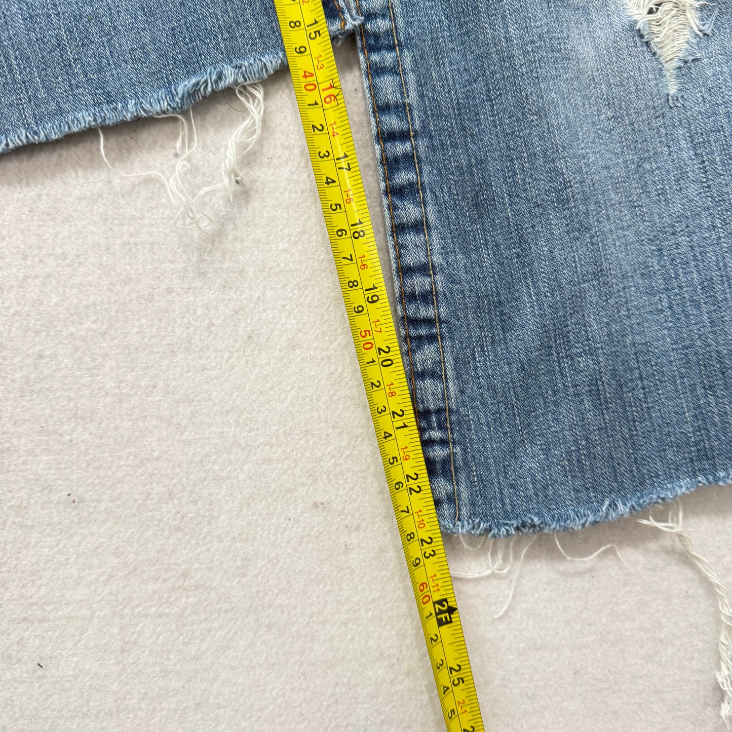 True Religion Blue Denim Cropped Flare Distressed Jeans Raw Hem Low Rise Size 30