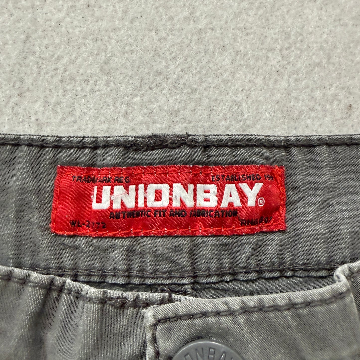 Unionbay Men's Olive Cargo Shorts Authentic Fit Pockets Classic Zip-Fly Size W38