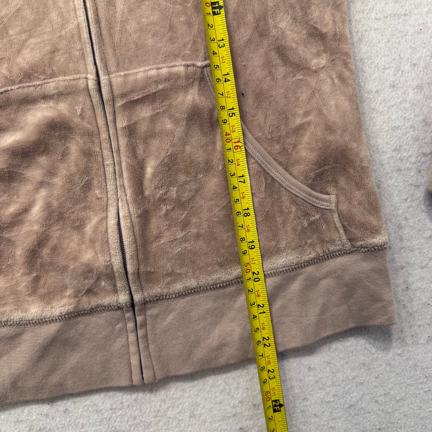 Juicy Couture Women's Tan Velour Full Zip Hoodie Graphic Logo Preppy Y2K Size M