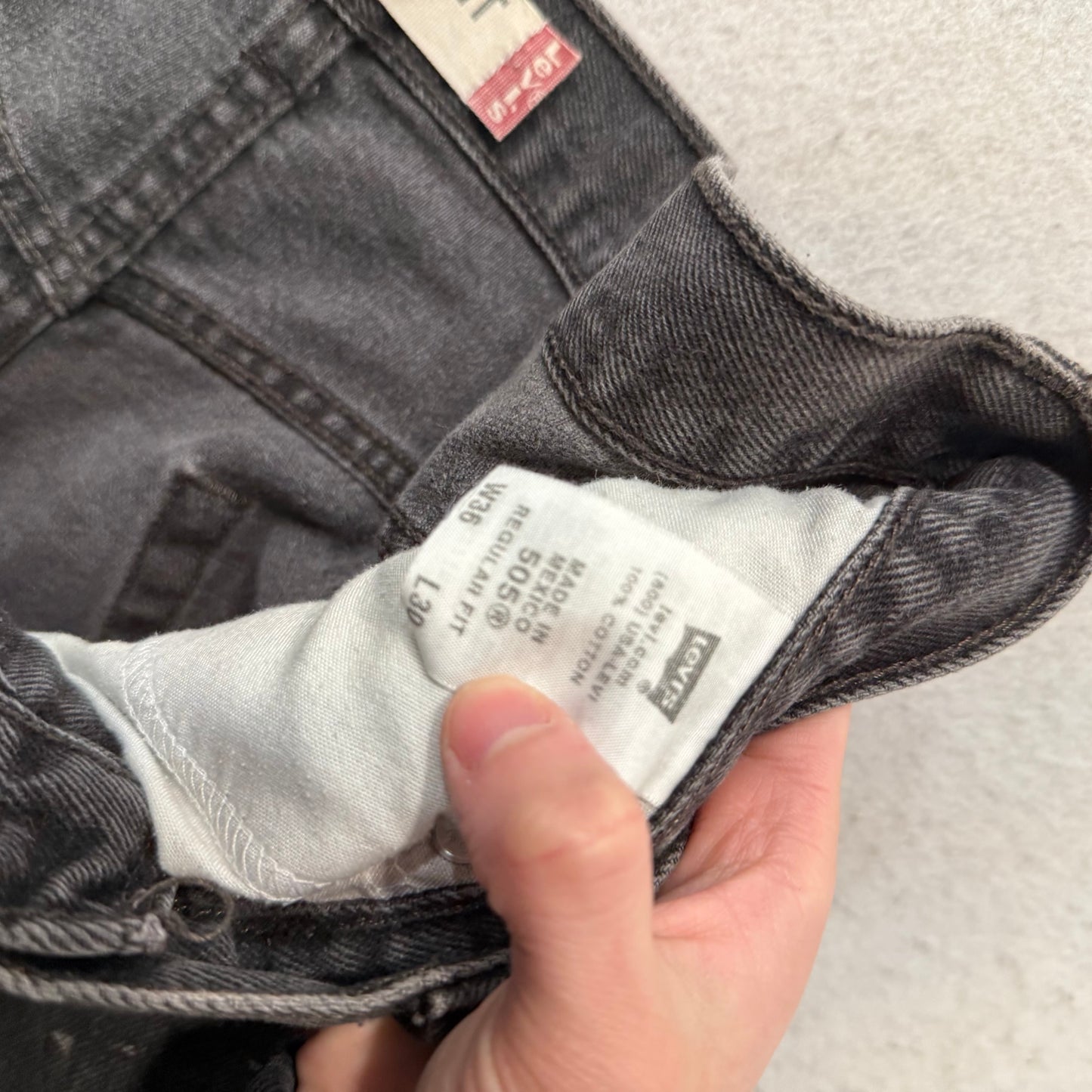 Levi's Strauss & Co 505 Men's Washed Black Denim Regular Fit Baggy Jeans Size 36